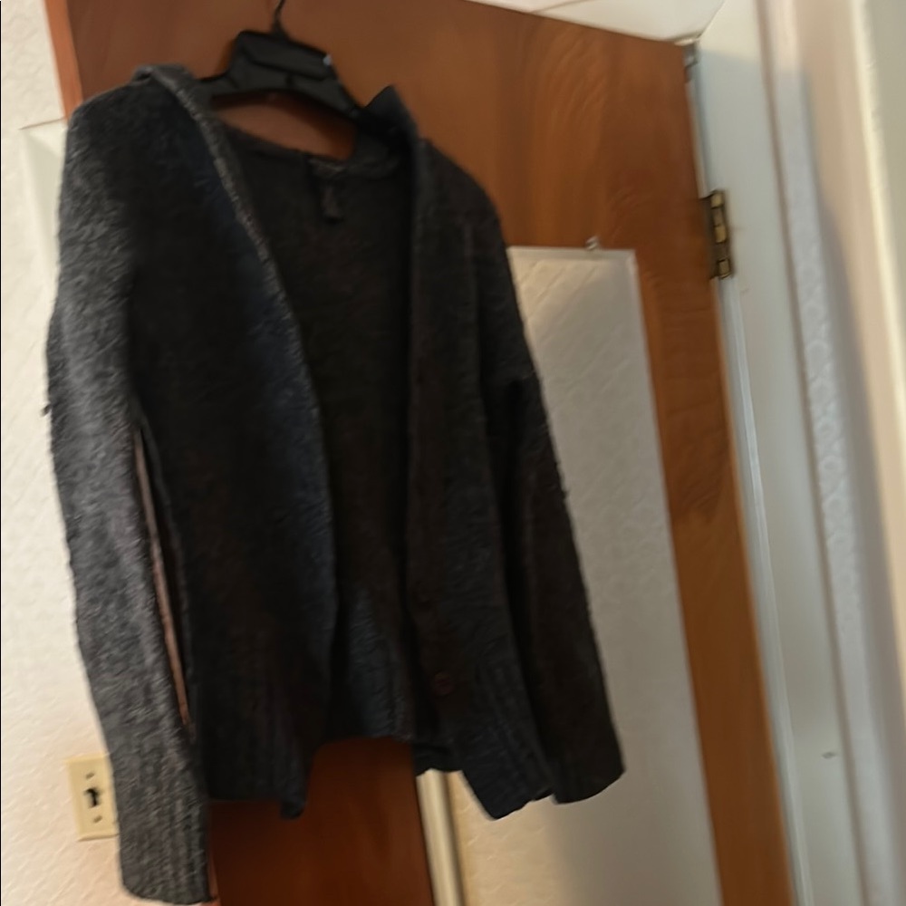 American Eagle Outfitters Gray Chunky Knit Cardigan